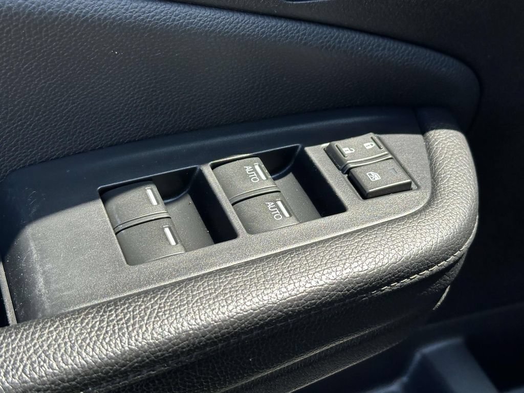Used 2021 Honda Pilot Special Edition image 17