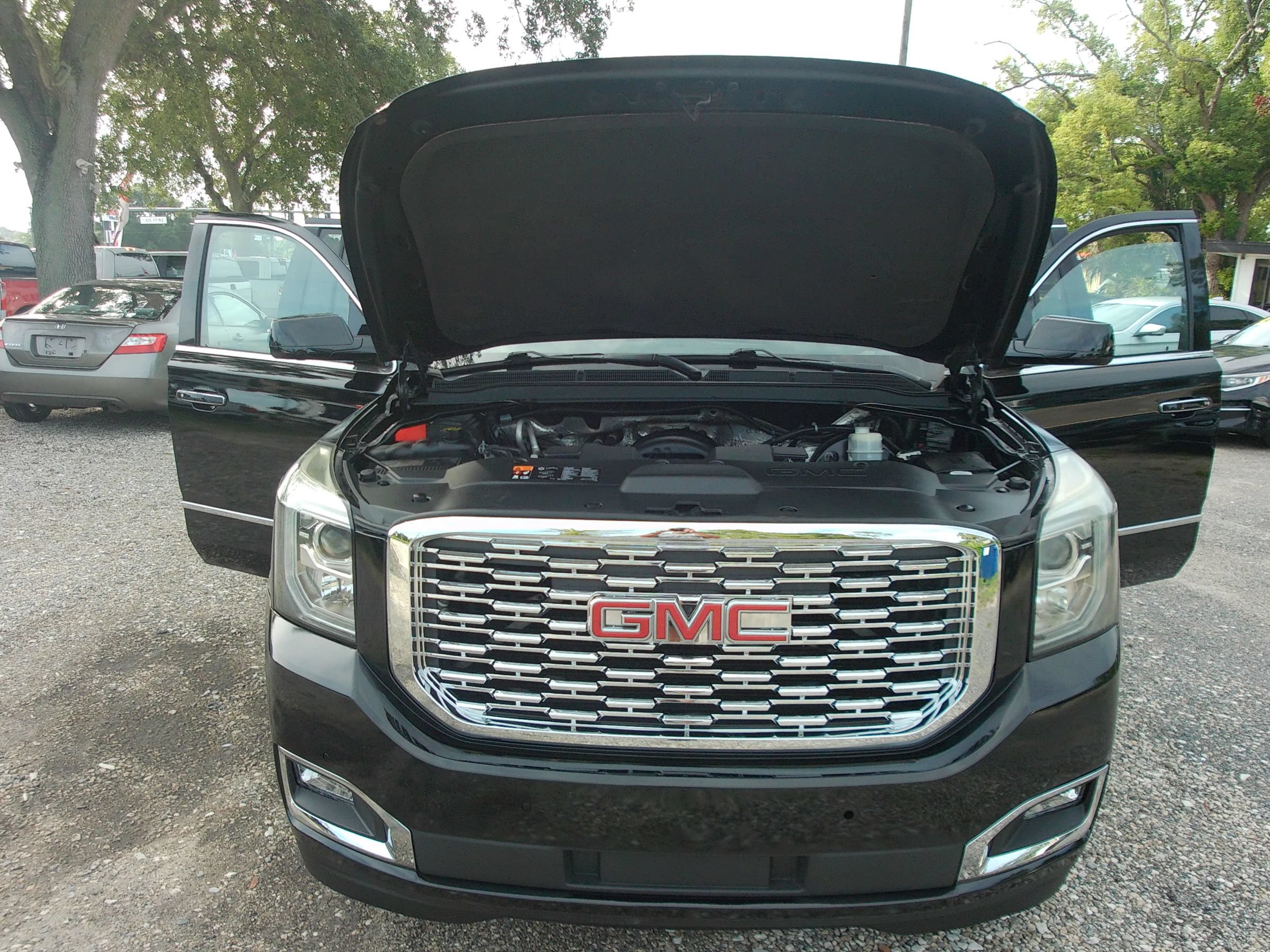 Used 2015 GMC Yukon XL Denali w/ Open Road Package RWD image 51