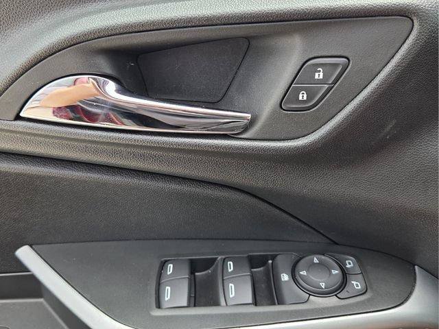 Certified 2024 Chevrolet Trax LS w/ LS Convenience Package FWD image 21