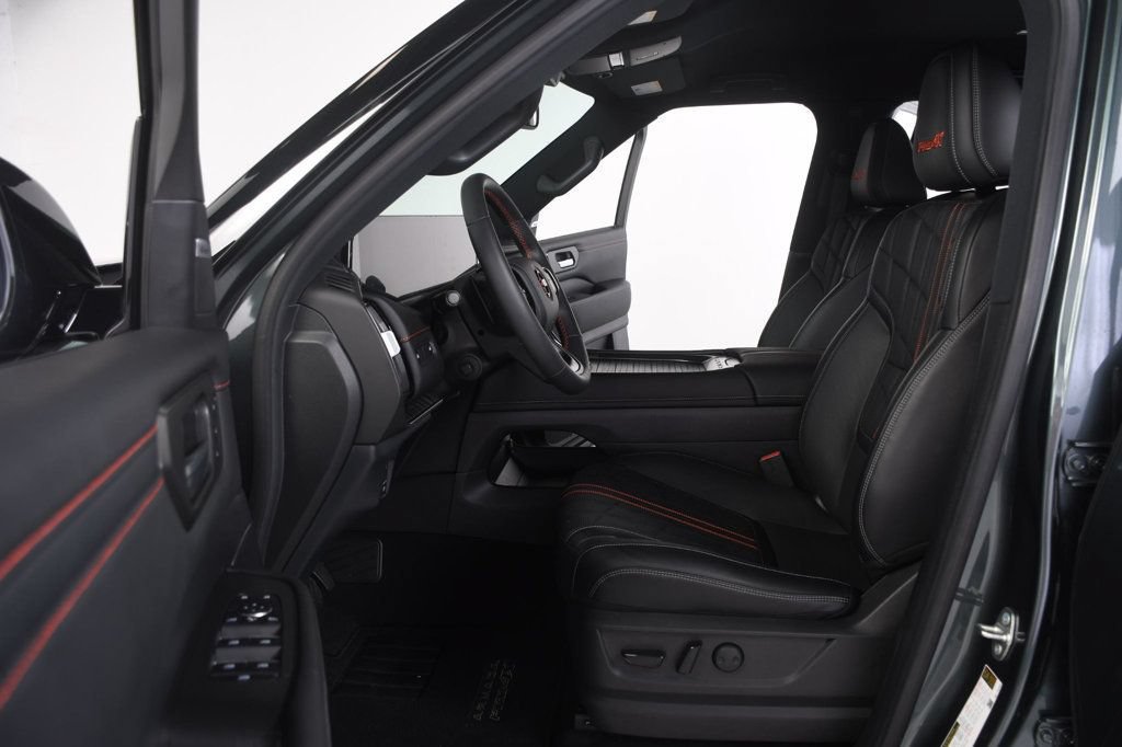 Used 2026 Nissan Armada PRO-4X w/ Captain's Chari Seat Package AWD/4WD image 27