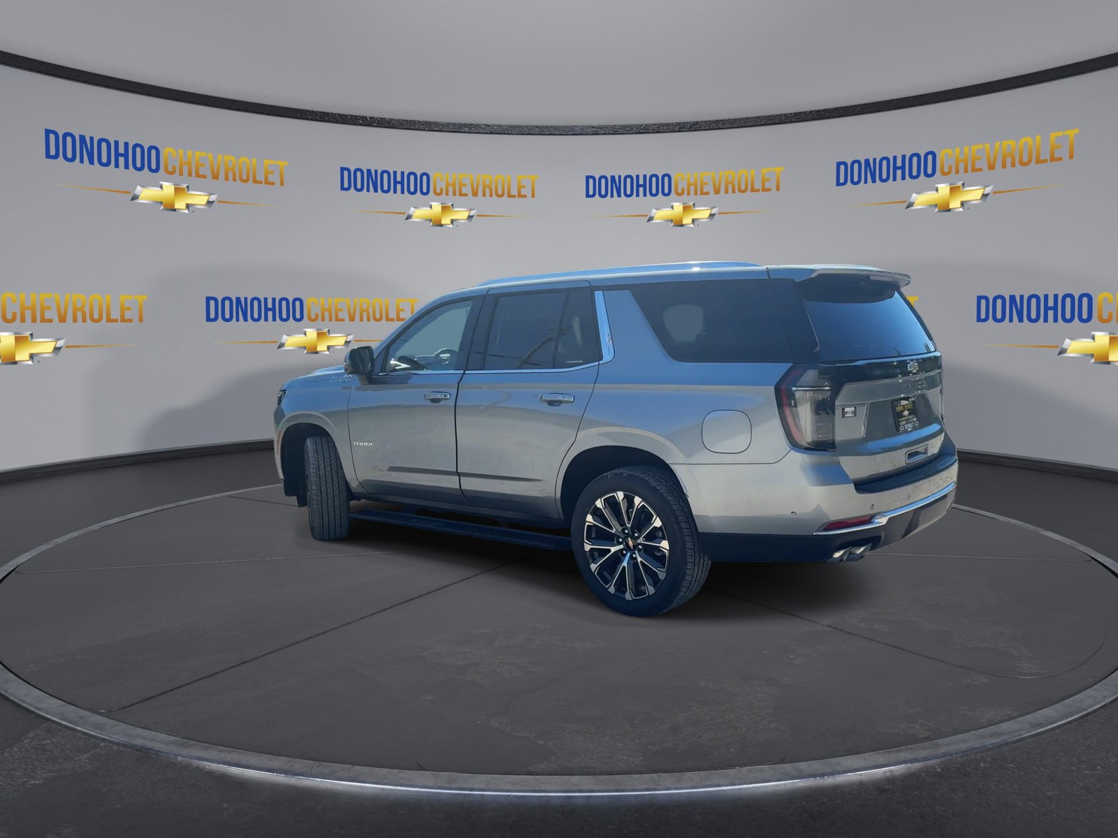 New 2026 Chevrolet Tahoe High Country AWD/4WD image 9