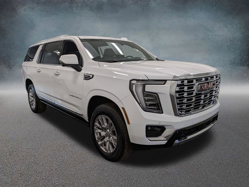 Used 2026 GMC Yukon XL Denali w/ Sun & Power Step Package AWD/4WD image 3