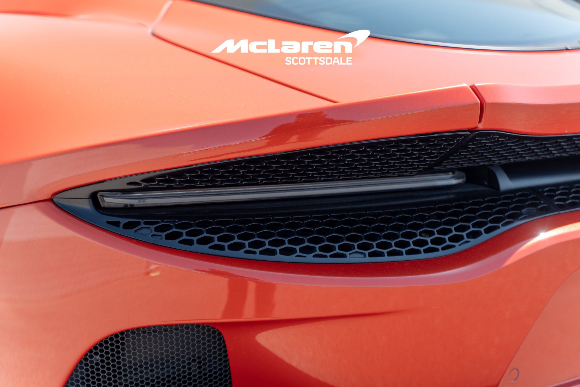 Used 2023 McLaren GT RWD image 21