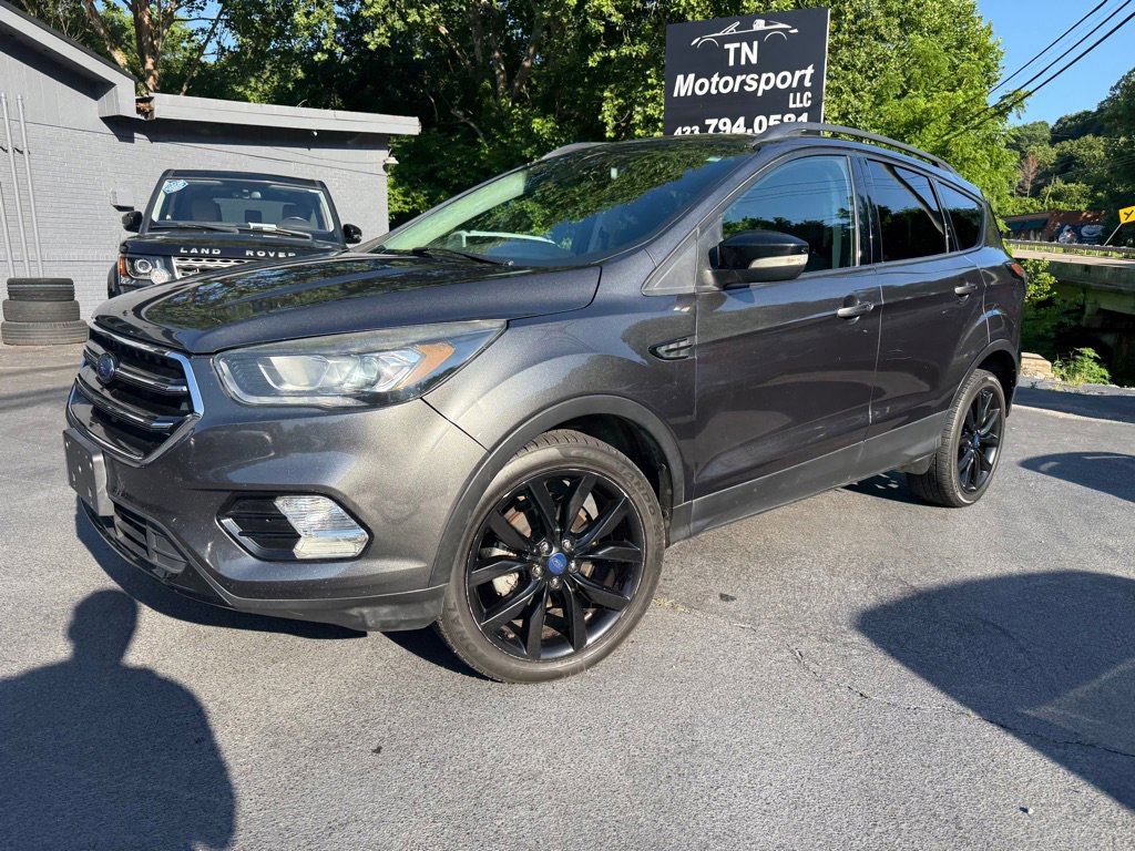 Used 2017 Ford Escape Titanium image 35