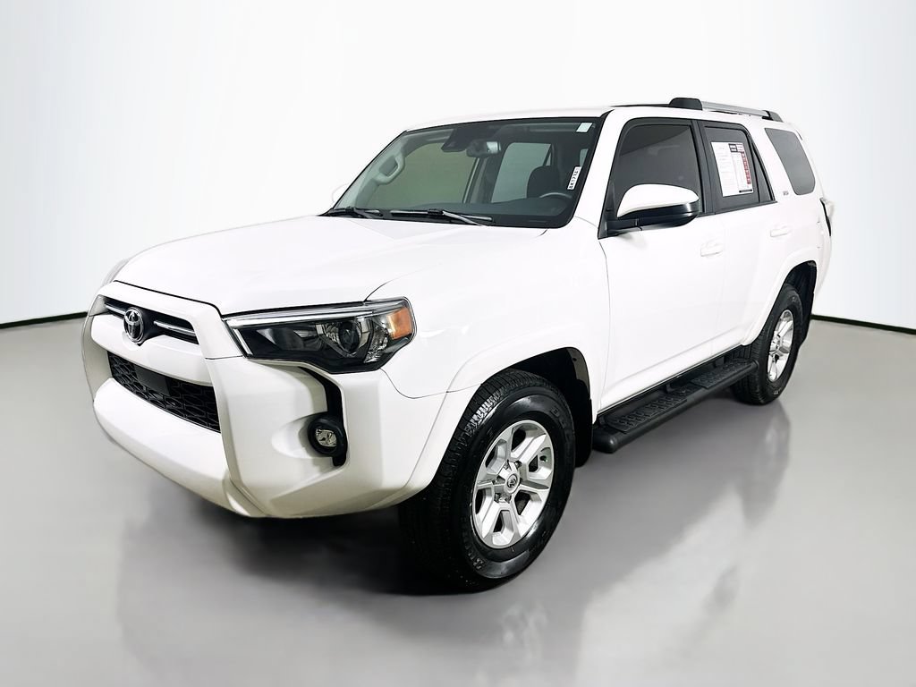 Used 2024 Toyota 4Runner SR5 RWD video 3