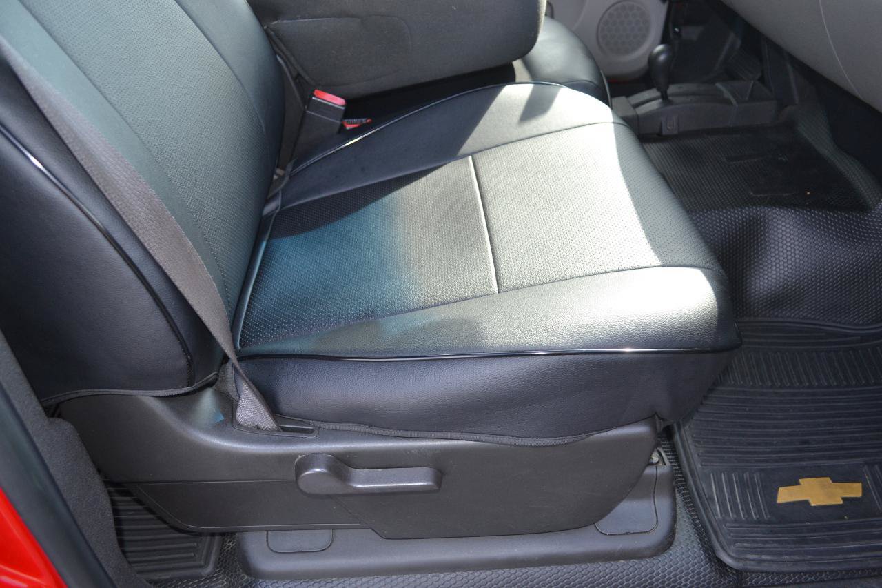 Used 2010 Chevrolet Silverado 2500 W/T AWD/4WD image 23
