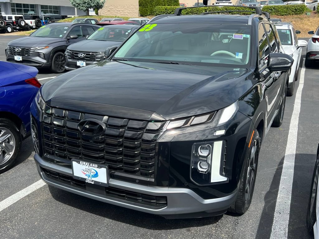 Used 2023 Hyundai Palisade Limited FWD image 4