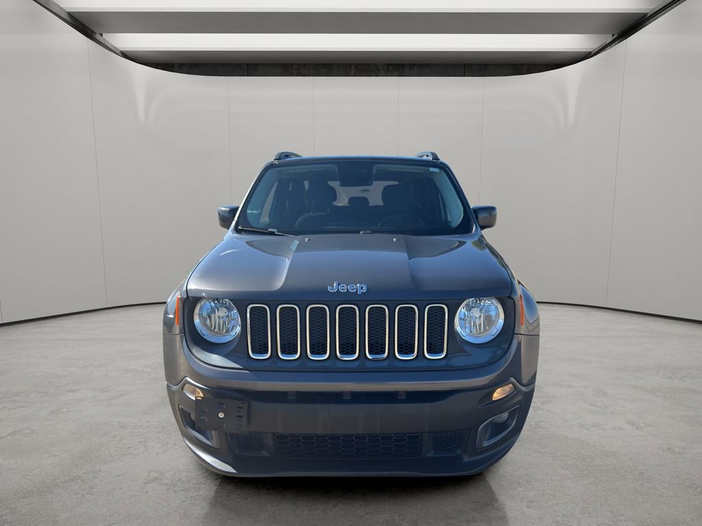 Used 2017 Jeep Renegade Latitude FWD image 8