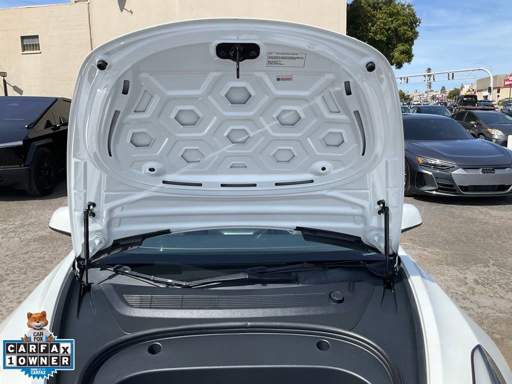 Used 2023 Tesla Model 3 Standard Range image 12