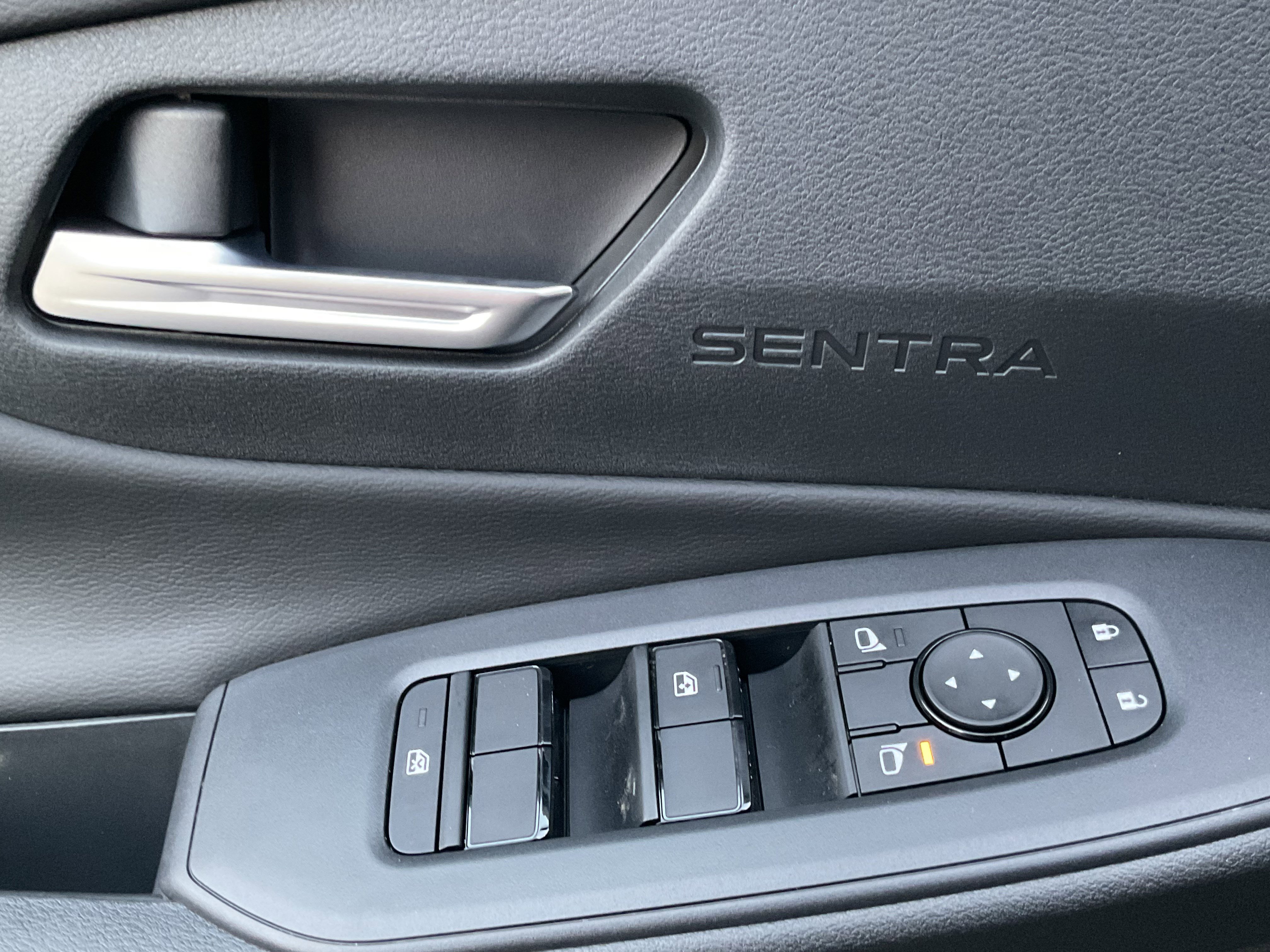 Used 2026 Nissan Sentra SV w/ Floor Mat Package image 24