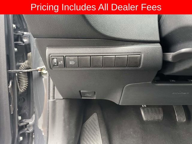 Used 2024 Toyota Corolla LE FWD image 22