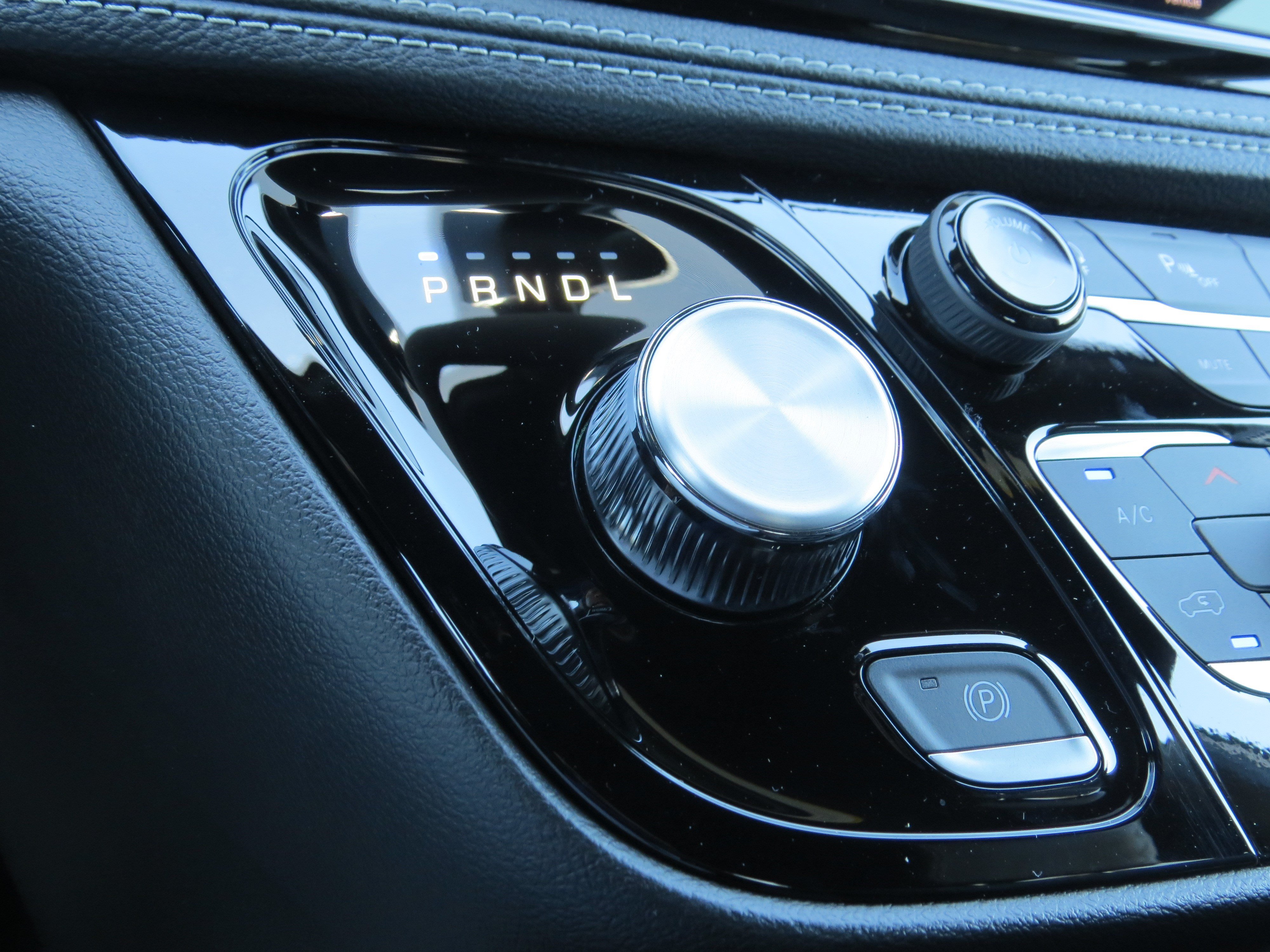 New 2027 Chrysler Pacifica Select FWD image 23