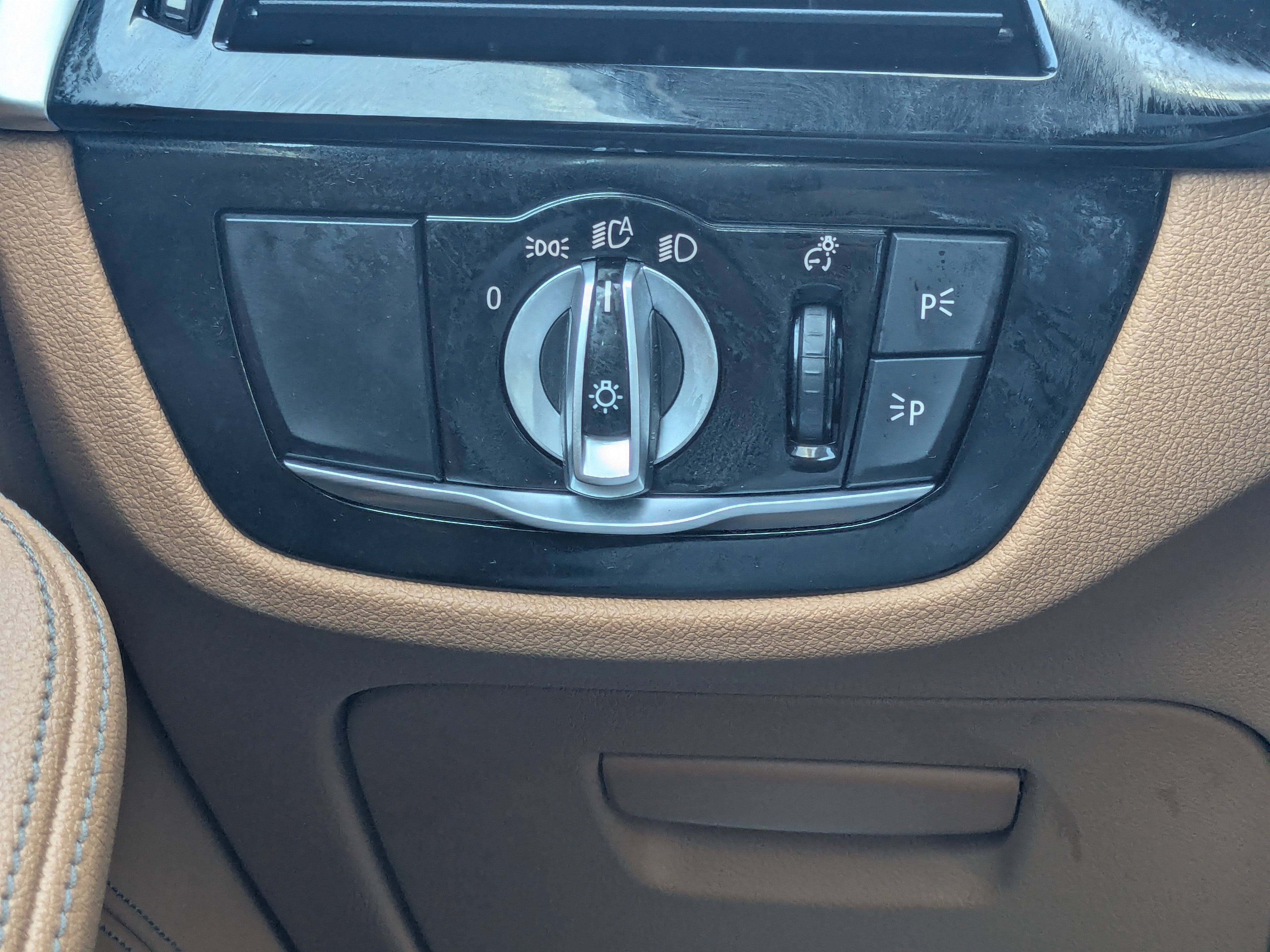 Used 2023 BMW 530i w/ M Sport Package image 30