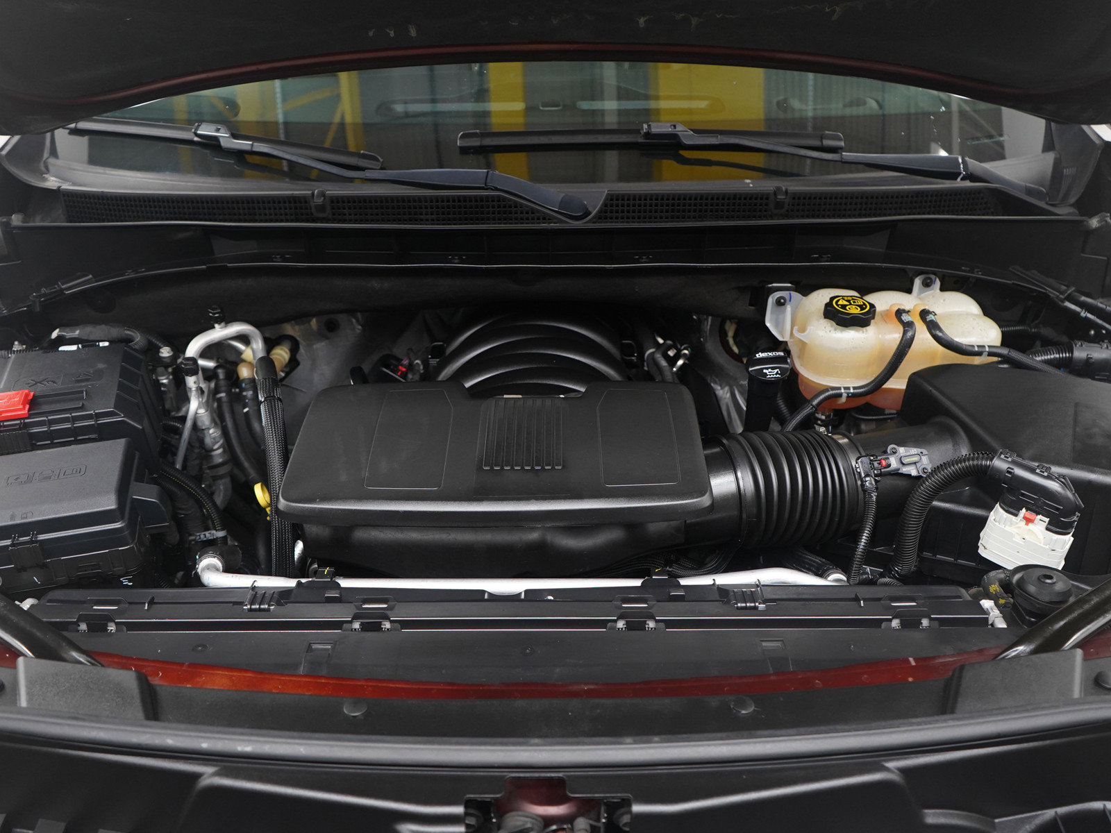 Used 2022 GMC Yukon XL SLT w/ SLT Luxury Package image 33