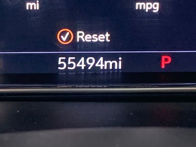 Used 2021 GMC Yukon XL Denali image 28