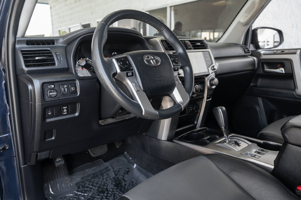 Used 2021 Toyota 4Runner SR5 Premium w/ Wilderness Package (TMS) RWD image 19