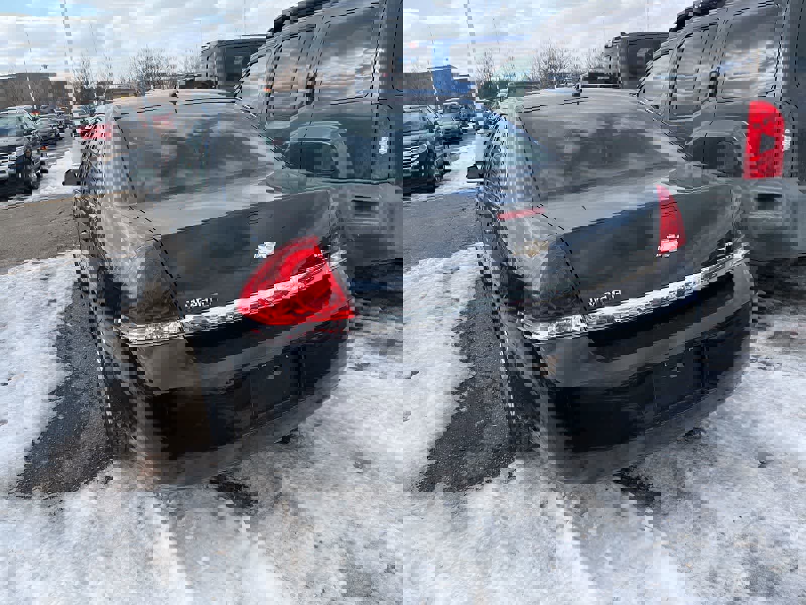 Used 2011 Chevrolet Impala LS image 10