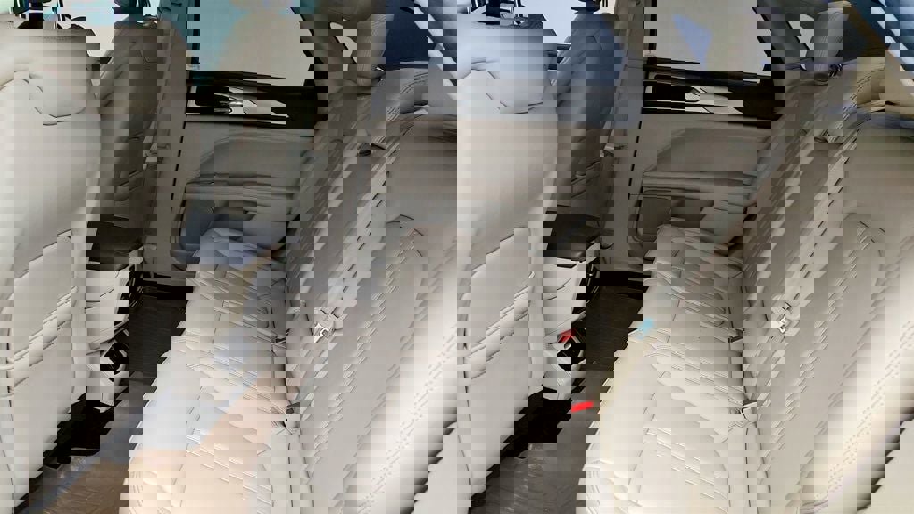 Used 2017 Lincoln MKZ Premiere image 21