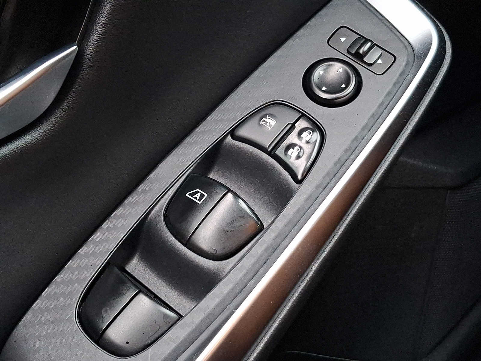 Used 2022 Nissan Sentra SR w/ Trunk Package FWD image 25