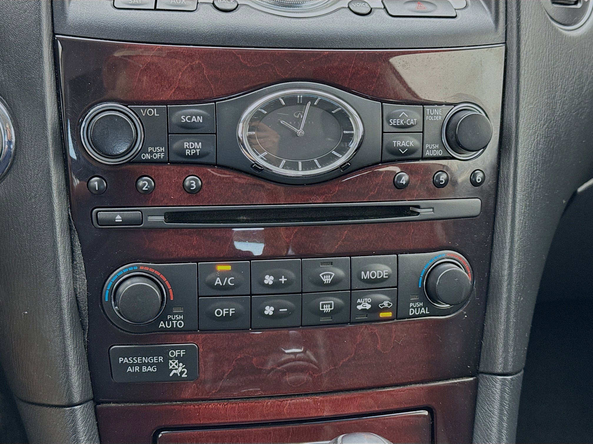 Used 2017 INFINITI QX50 2WD w/ Premium Plus Package image 12