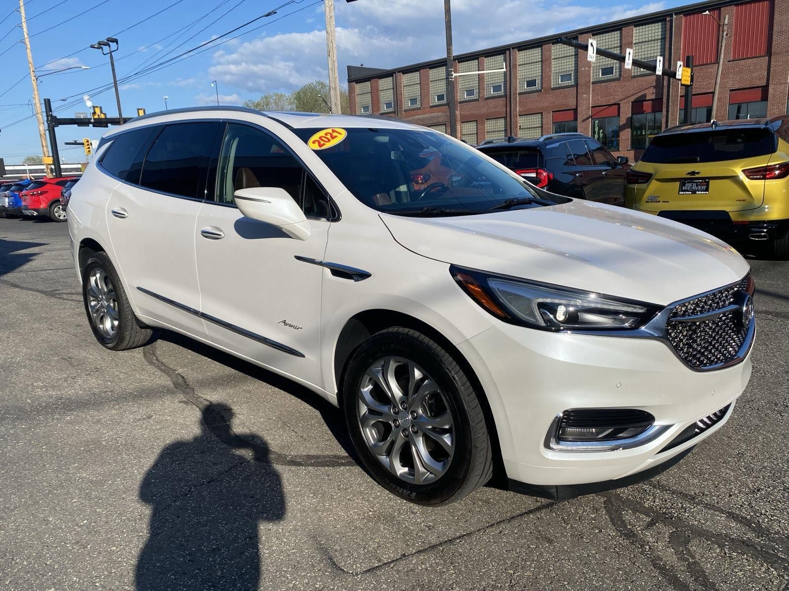 Certified 2021 Buick Enclave Avenir w/ Avenir Technology Package AWD/4WD image 10
