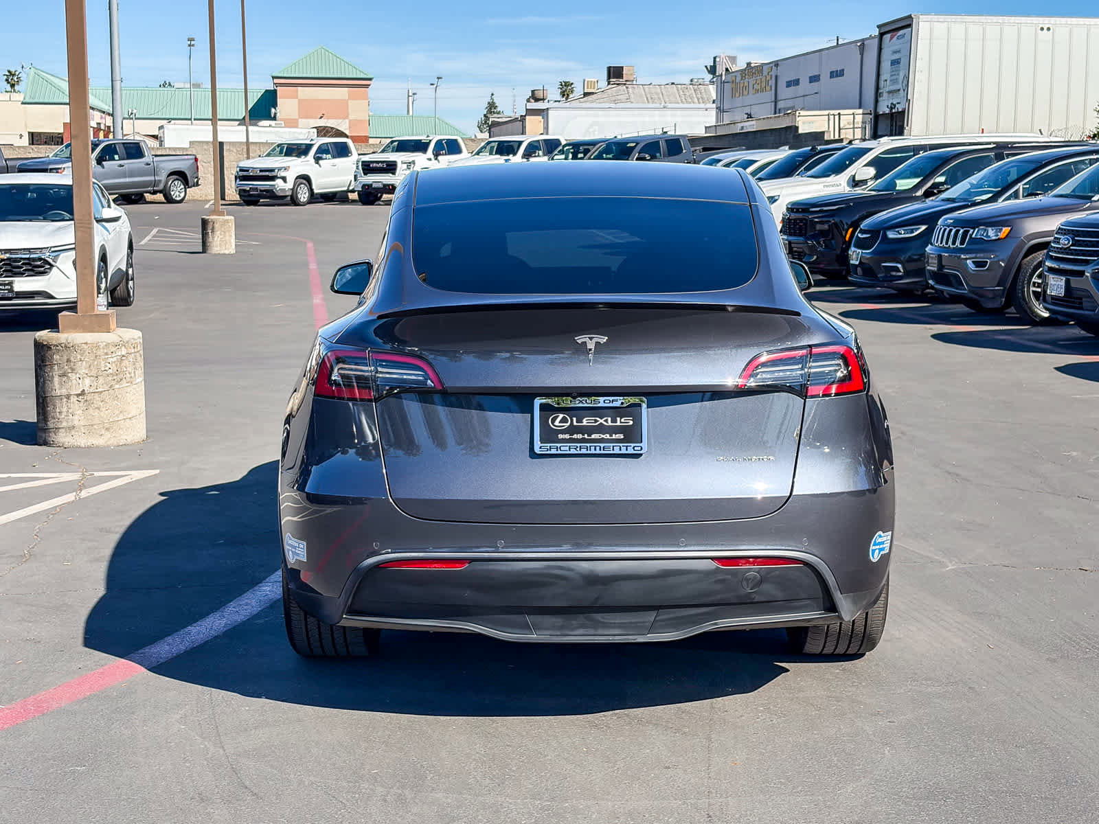 Used 2021 Tesla Model Y Long Range image 3
