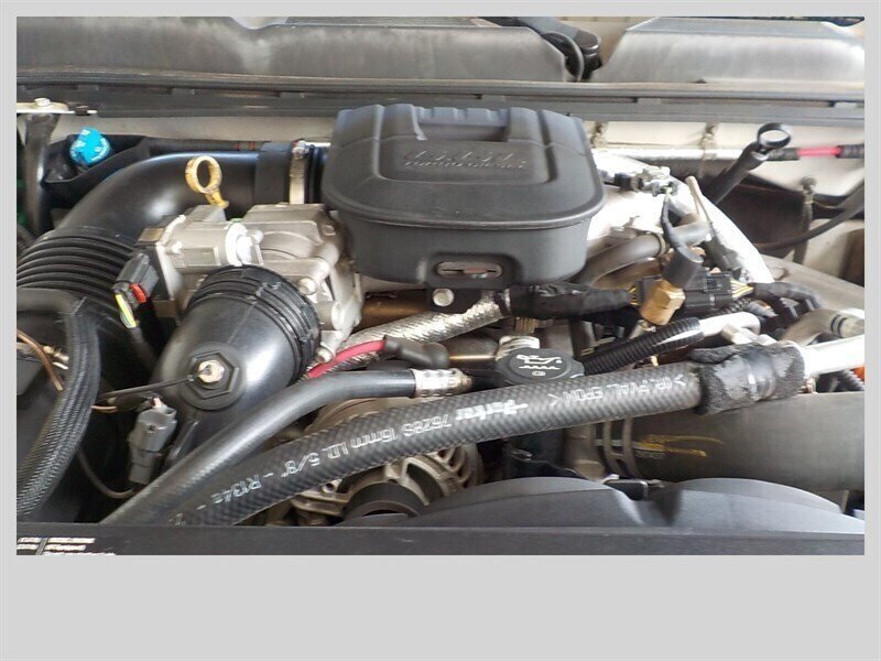 Used 2011 Chevrolet Silverado 2500 LT AWD/4WD image 14