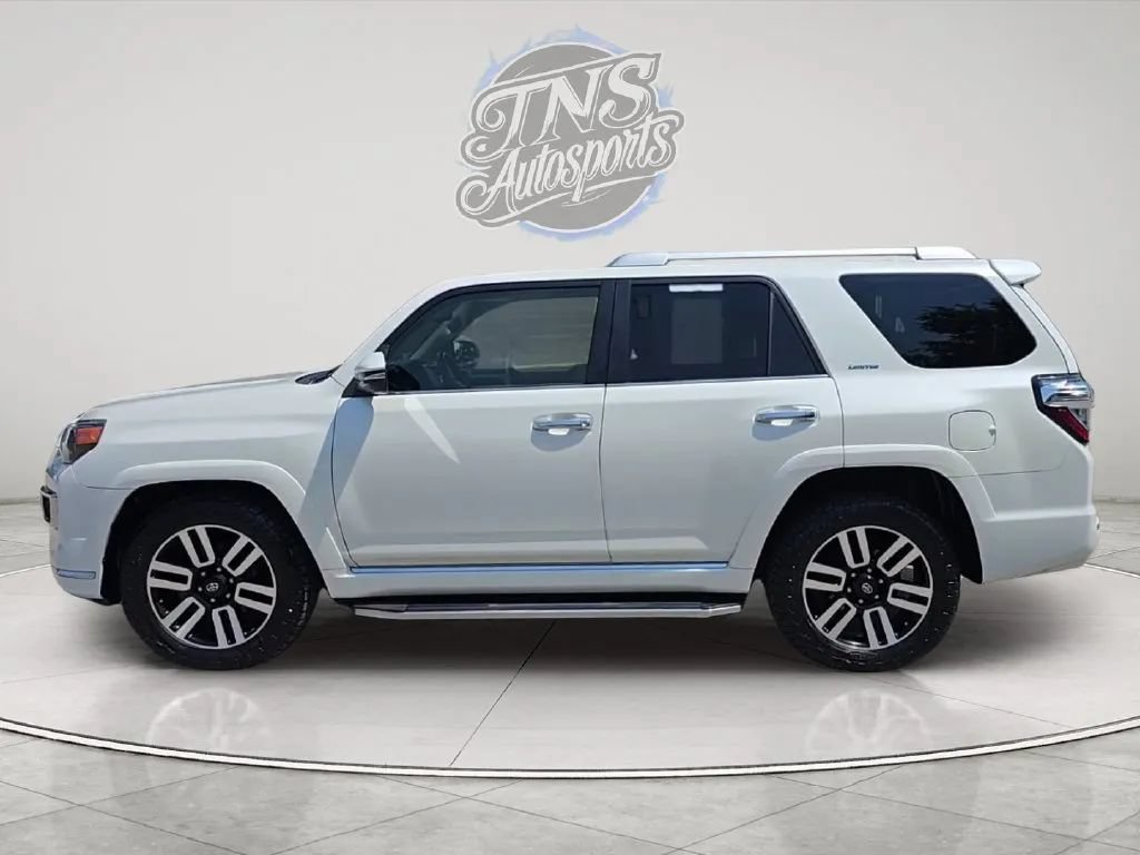 Used 2016 Toyota 4Runner Limited RWD image 2