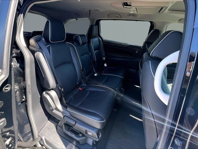 Used 2025 Honda Odyssey Touring image 26