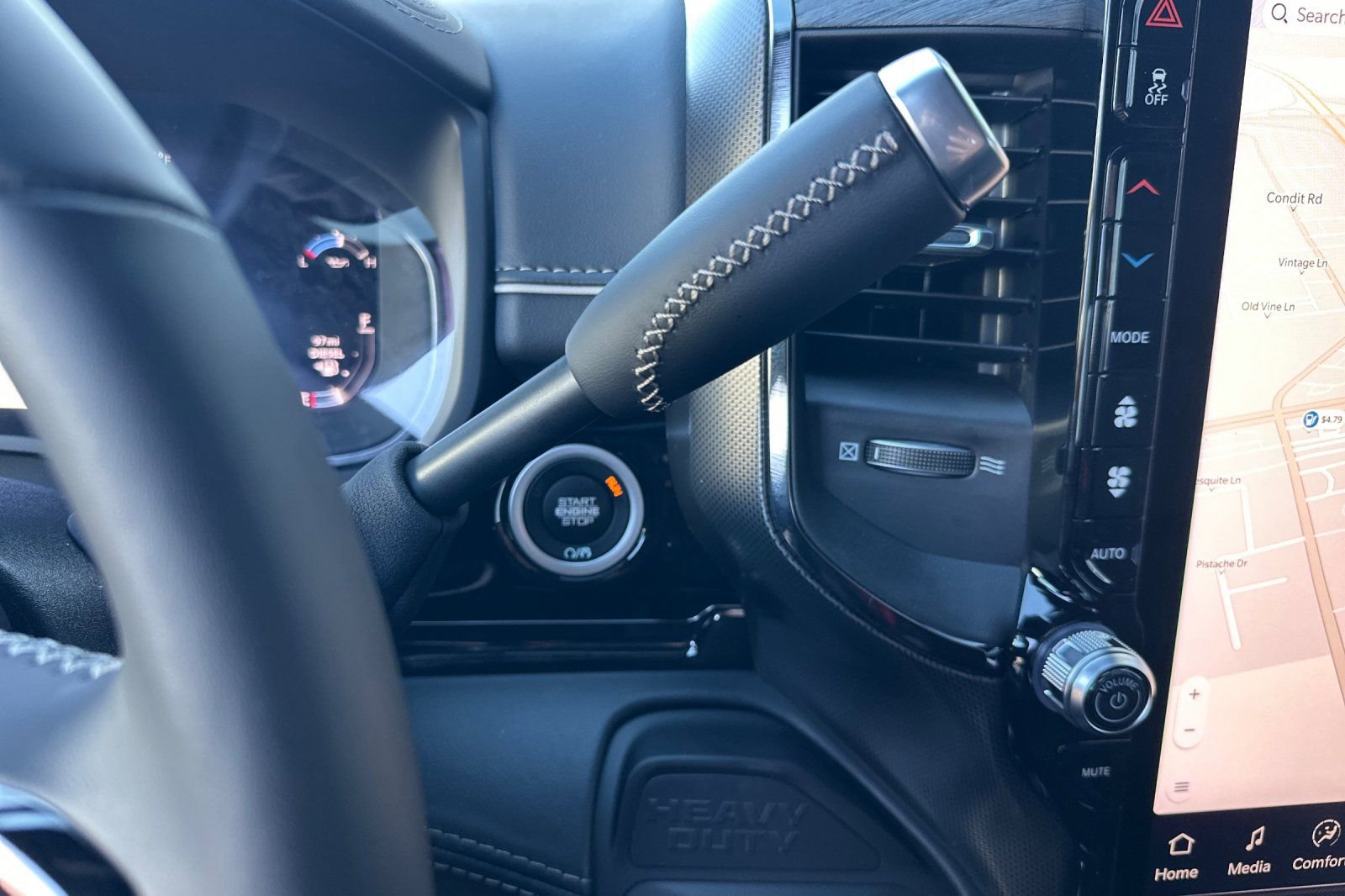 New 2026 RAM 3500 Limited image 26