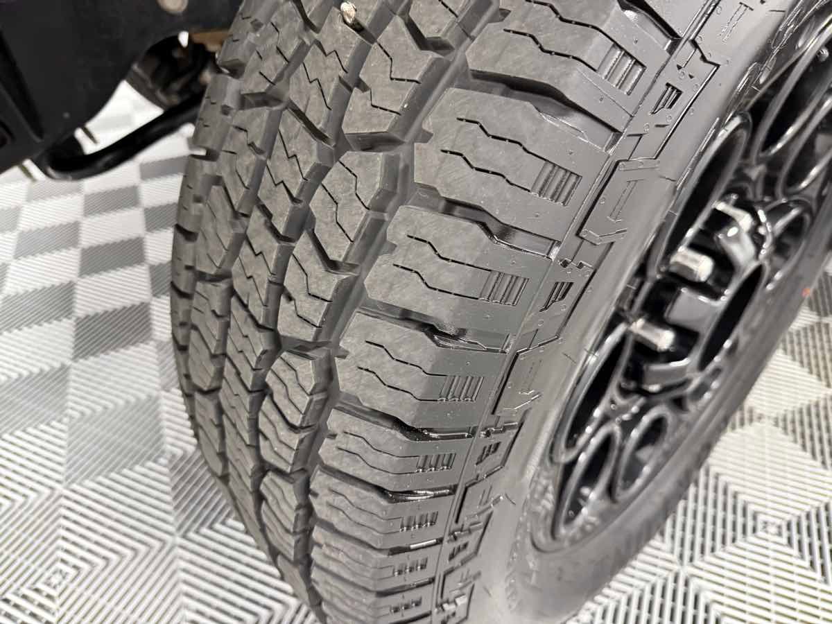 Used 2023 Ford F250 Lariat w/ Black Appearance Package image 36