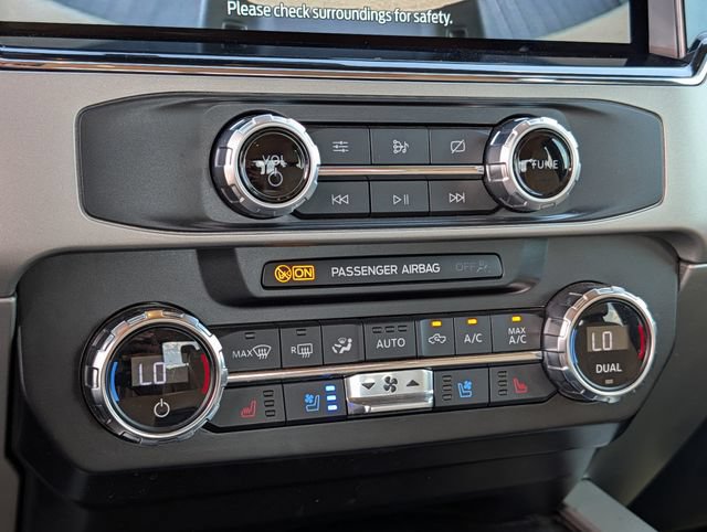 Used 2022 Ford F250 Lariat w/ Lariat Value Package AWD/4WD image 19
