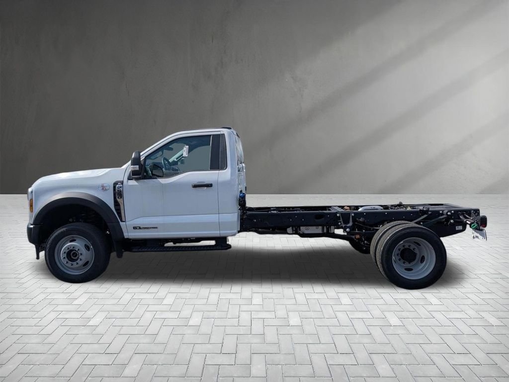 New 2026 Ford F550 4x4 Regular Cab Super Duty image 4