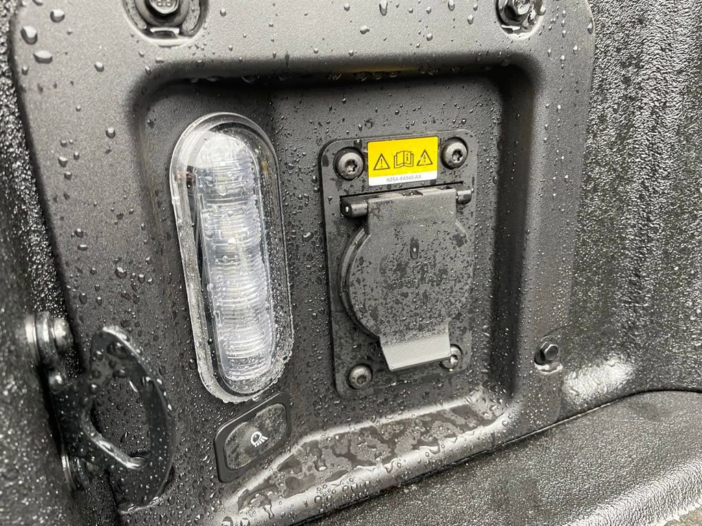 New 2026 Ford Maverick Lariat image 28