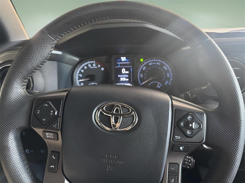Used 2023 Toyota Tacoma TRD Off-Road image 10