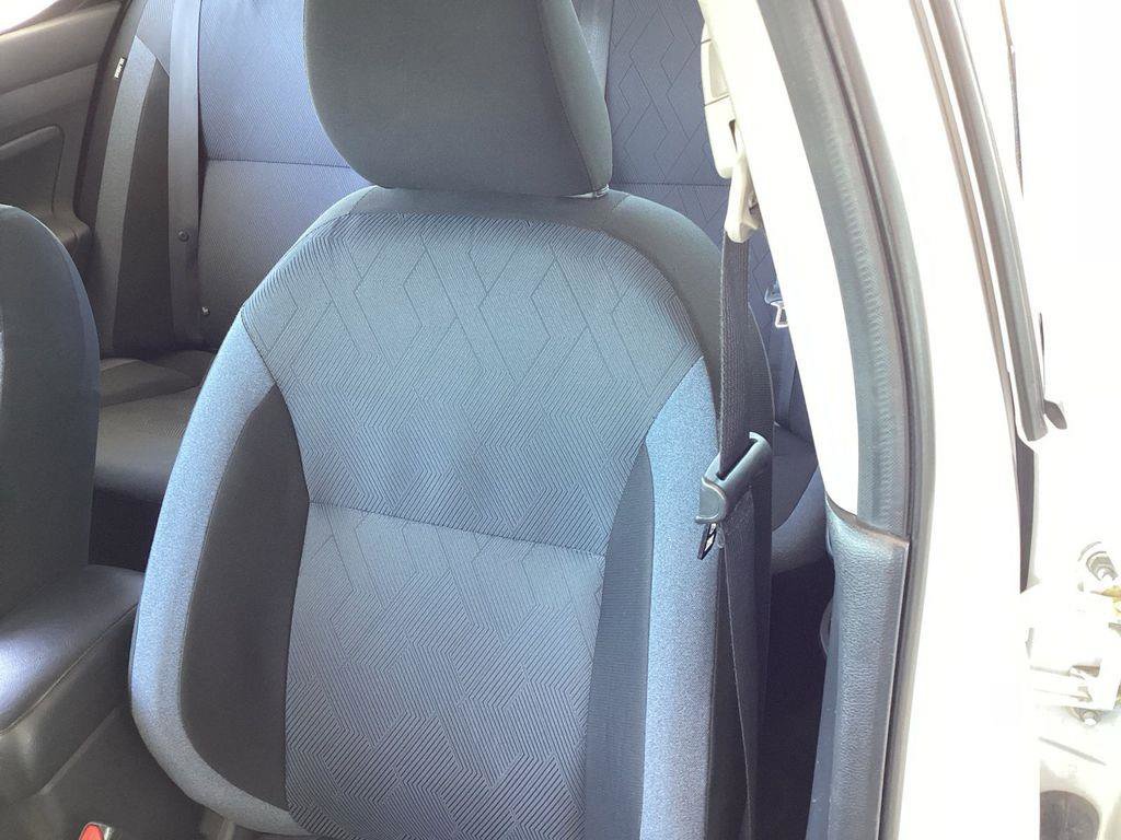 Used 2023 Nissan Versa SV FWD image 11