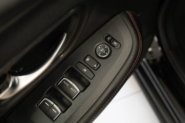 Certified 2025 Honda HR-V Sport image 13