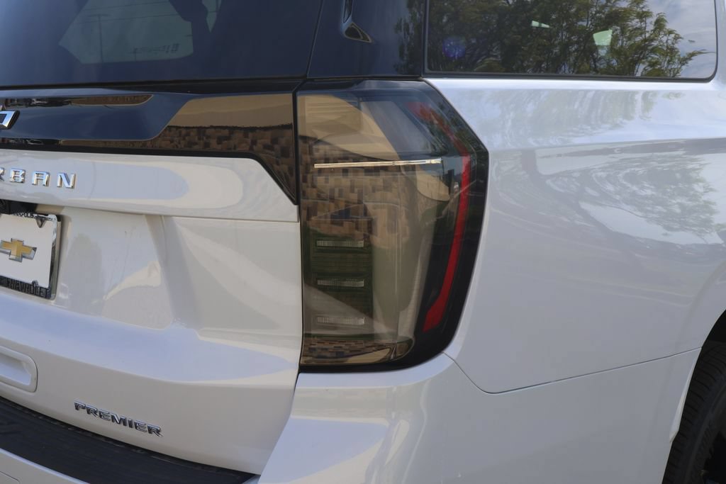 New 2026 Chevrolet Suburban Premier AWD/4WD image 7