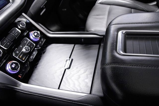 Used 2023 GMC Yukon Denali image 31