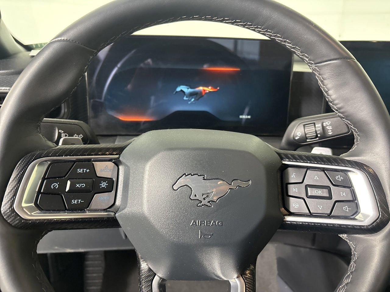 Used 2025 Ford Mustang GT RWD image 11