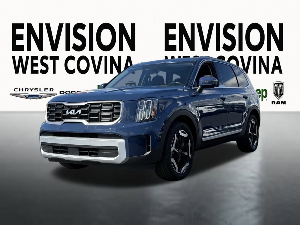 Used 2025 Kia Telluride S image 4