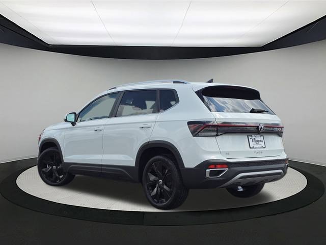 New 2025 Volkswagen Taos SE image 5