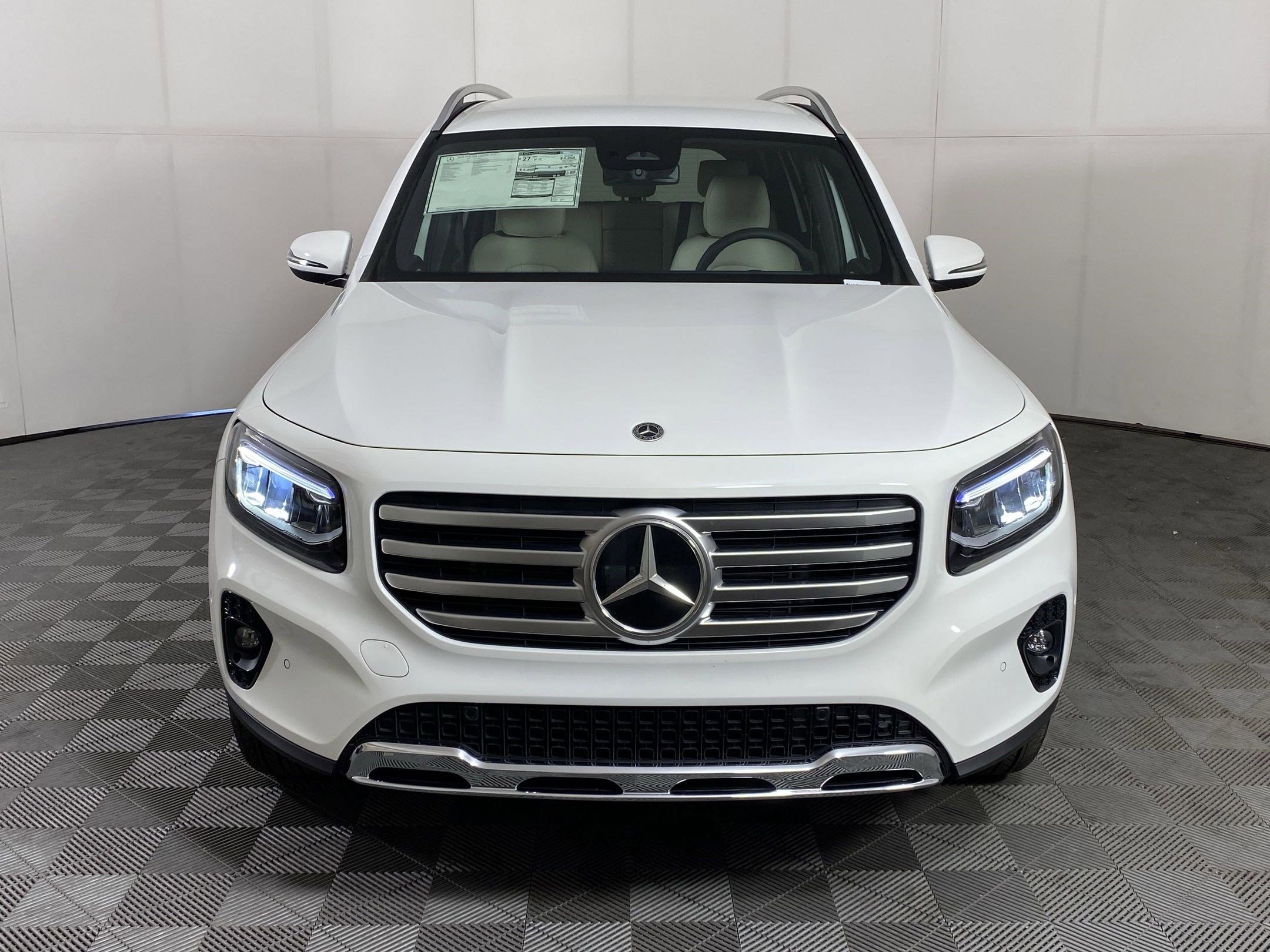 Certified 2025 Mercedes-Benz GLB 250 4MATIC image 5