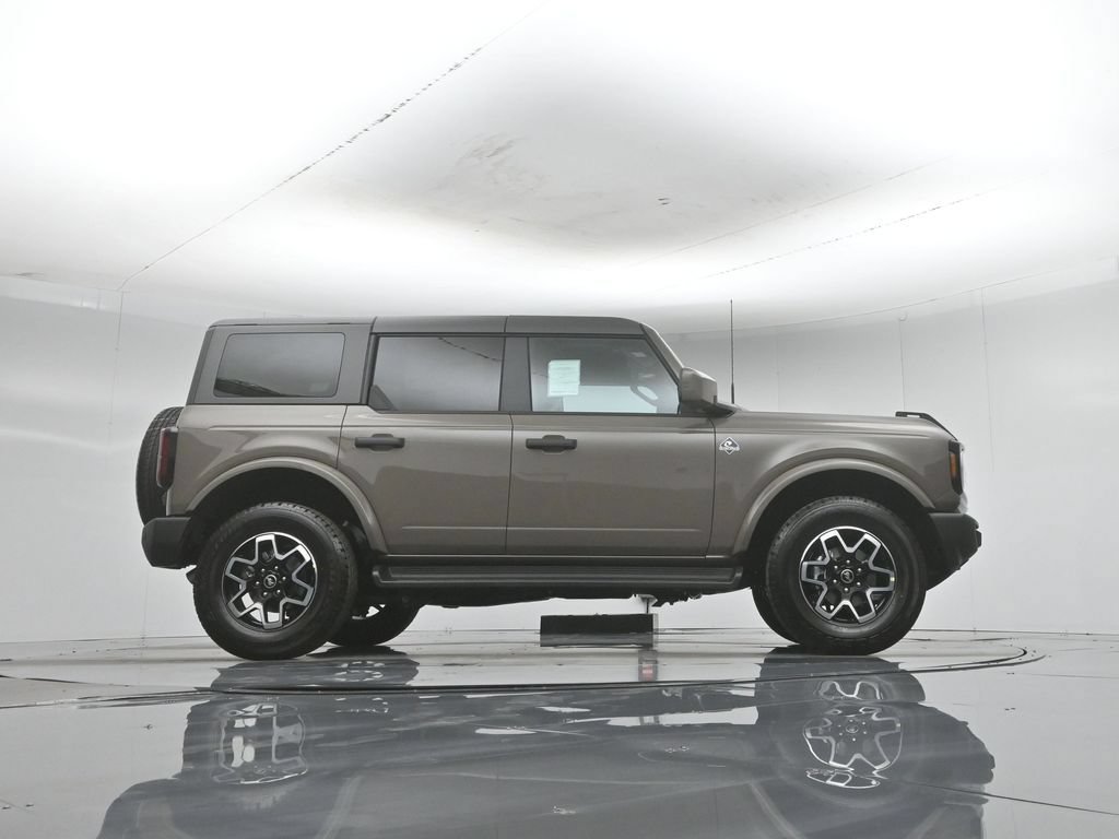 New 2026 Ford Bronco Outer Banks AWD/4WD image 47