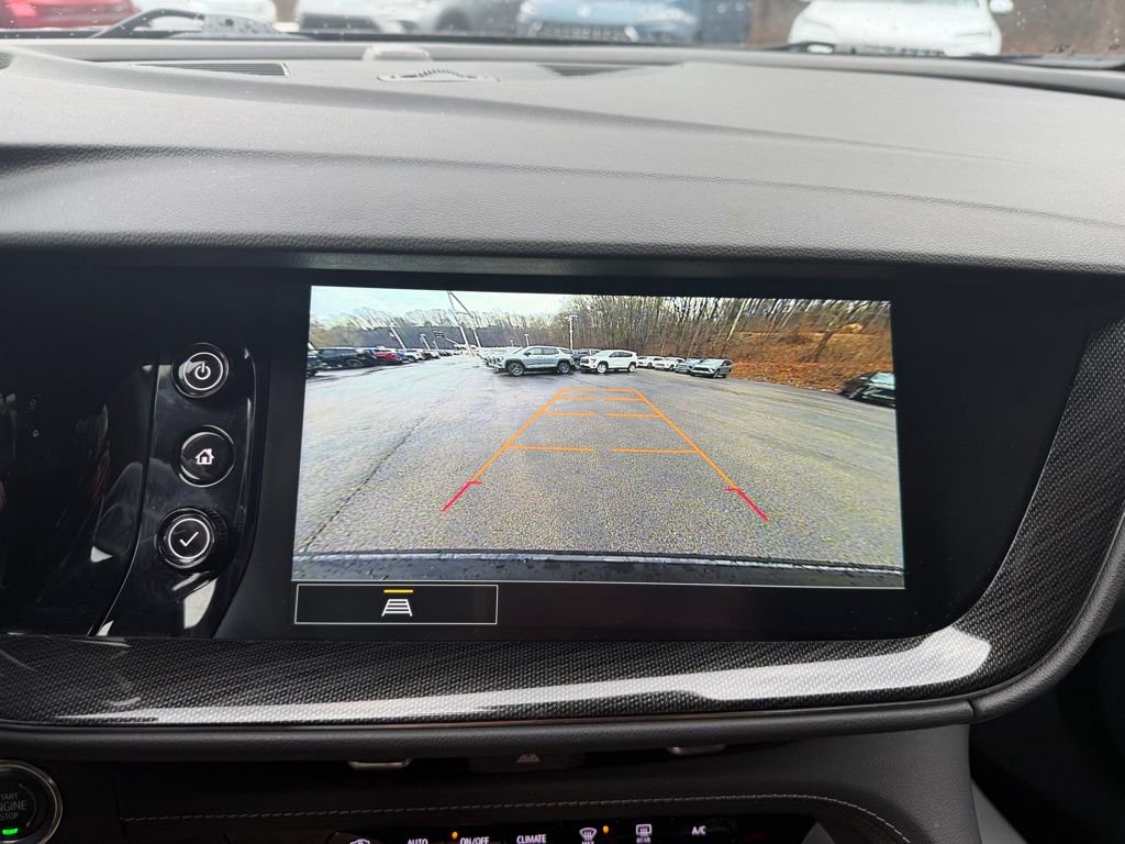 Used 2023 Buick Envision Preferred image 25