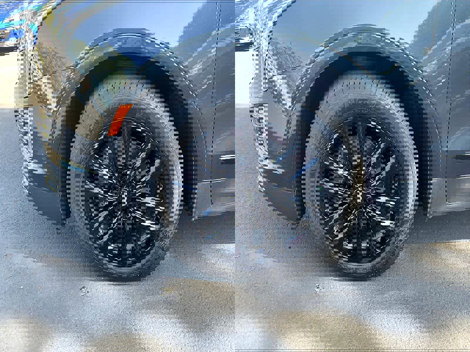 Used 2021 Cadillac XT5 Sportv w/ LPO, ONYX Package image 11