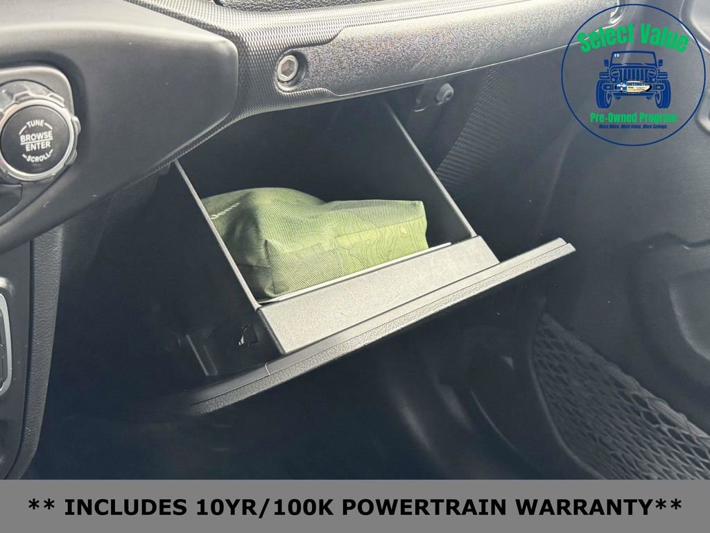 Used 2021 Jeep Gladiator Willys image 29