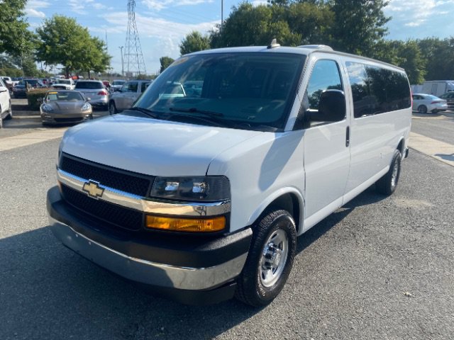 Used 2020 Chevrolet Express 3500 LT w/ LT Preferred Equipment Group RWD image 1