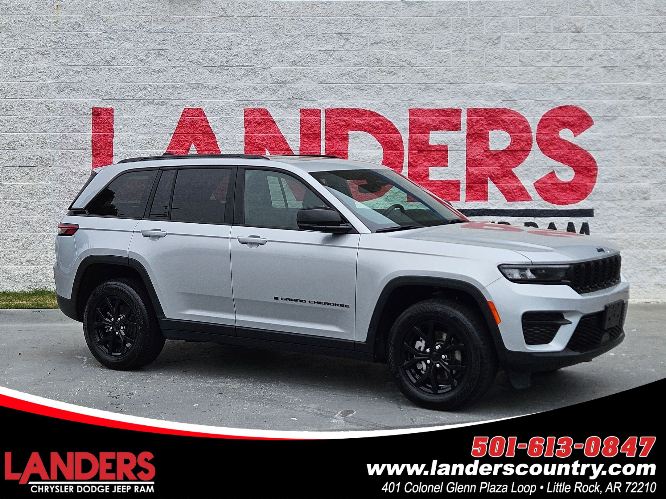 Used 2024 Jeep Grand Cherokee Altitude