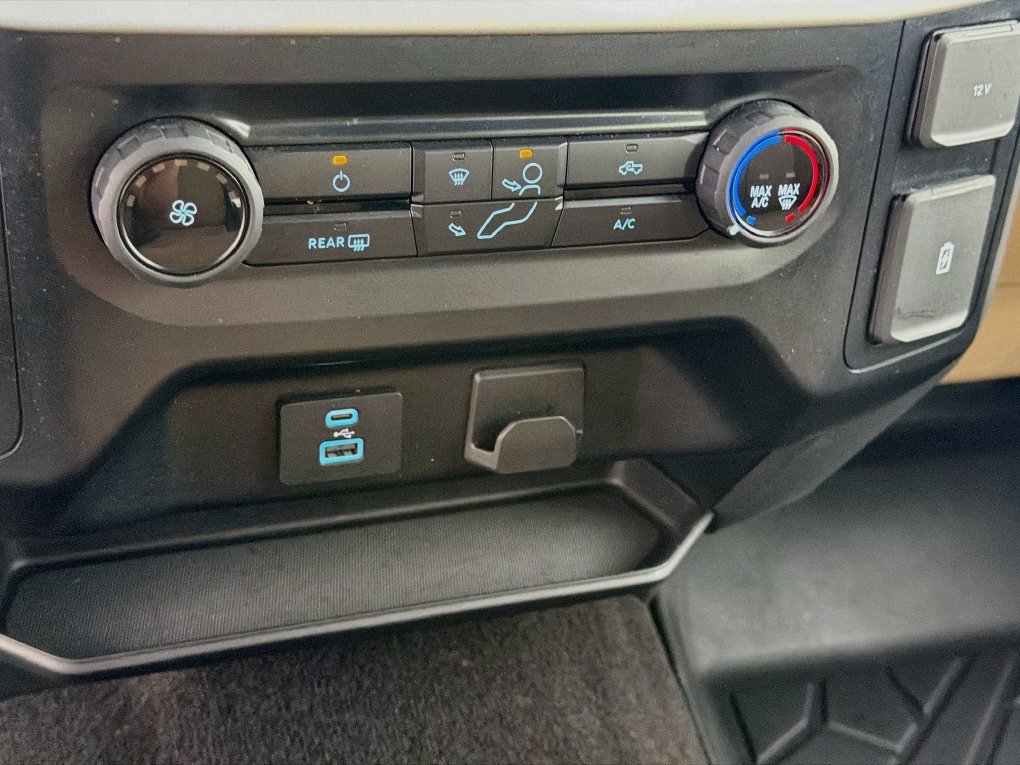Used 2023 Ford F150 XLT AWD/4WD image 19